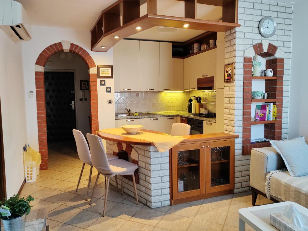 App Mirjana Apartment Novigrad  ภายนอก รูปภาพ